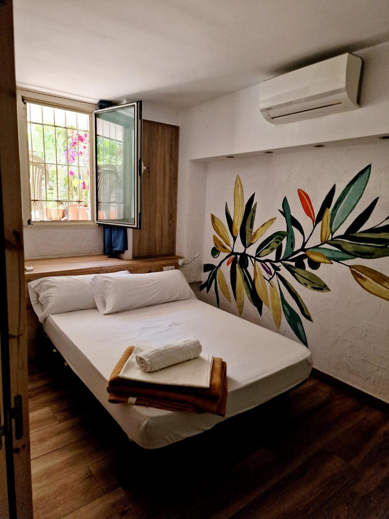 Y Hostel - Albergue Juvenil Palma de Mallorca Bagian luar foto