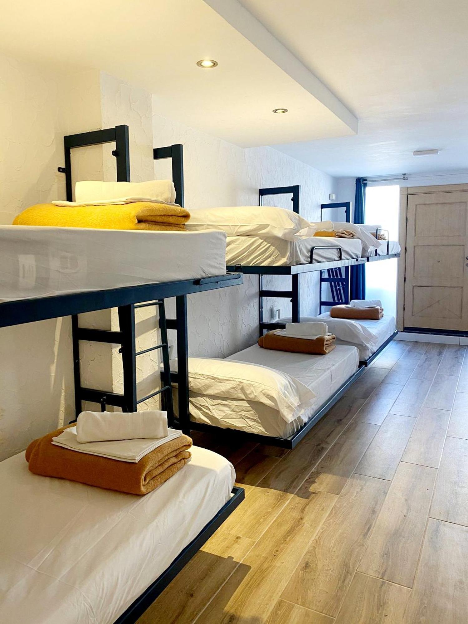 Y Hostel - Albergue Juvenil Palma de Mallorca Bagian luar foto